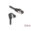 Delock Síťový kabel RJ45 Cat.8.1 S/FTP, zalomený dolů o 90° / přímý, 0,5 m, černý